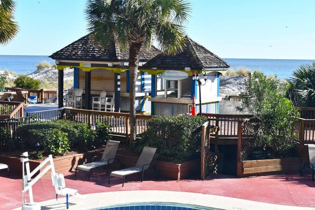 Holiday home New Remodeled Direct Oceanfront Views Cove *