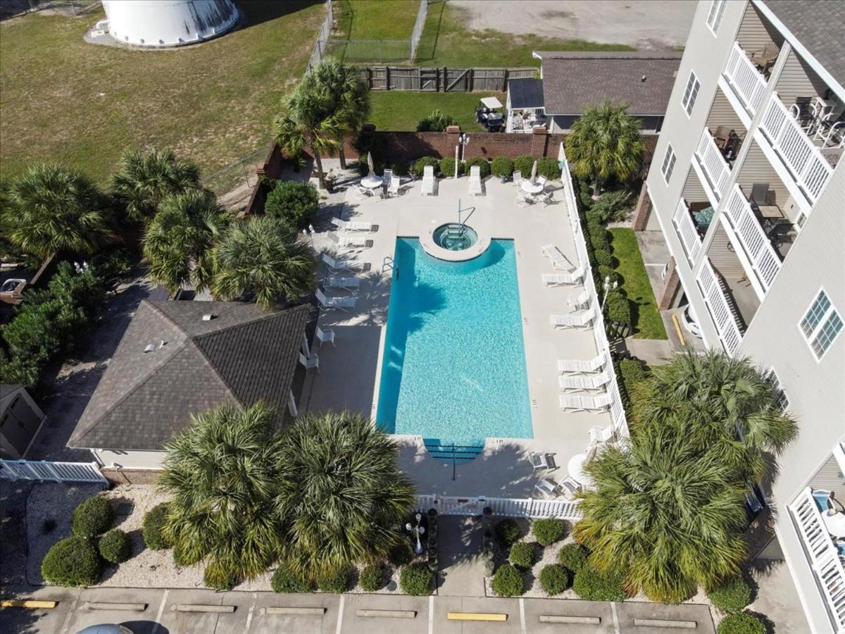 3bd 2bth Huge Condo! Golf & Beach Winter Getaway! Myrtle Beach