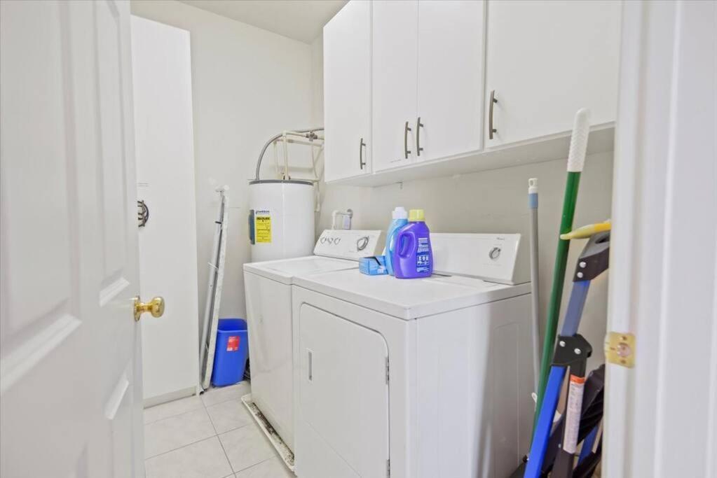 3bd 2bth Huge Condo! Golf & Beach Winter Getaway! *