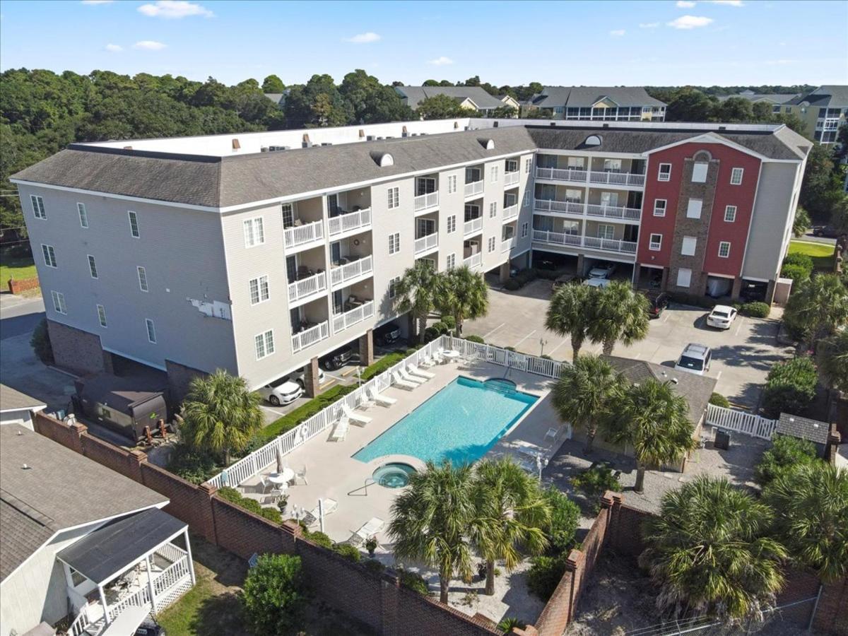 Apartment 3bd 2bth Huge Condo! Golf & Beach Winter Getaway!
