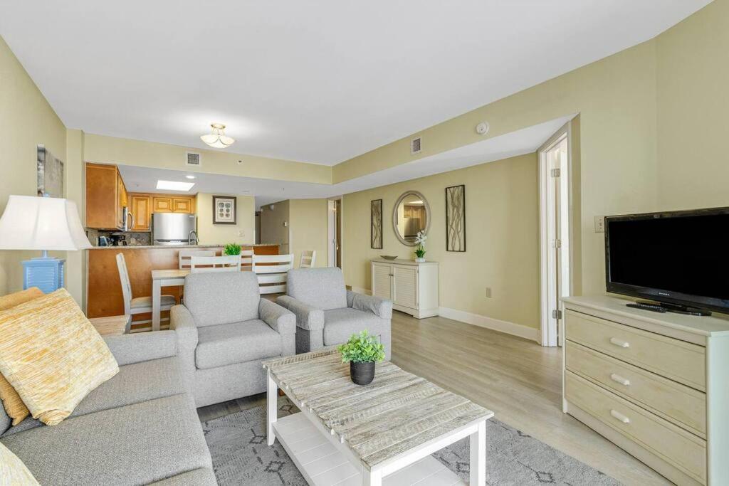 Apartment Breathtaking Oceanfront Grand Cayman 451 Myrtle Beach