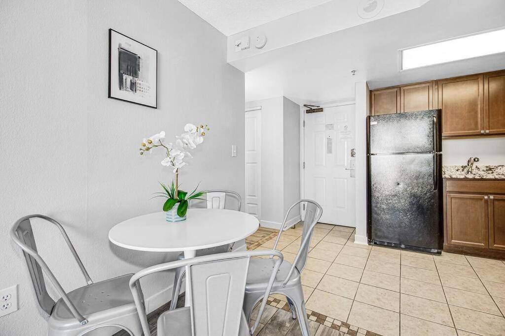 Upscale Oceanview 1br Dog Friendly! 1104 *