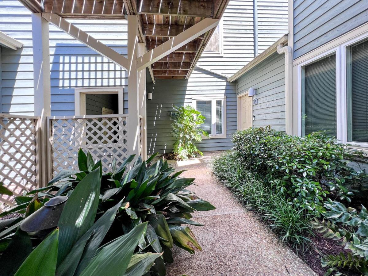 Canterbury Court - 6a Myrtle Beach