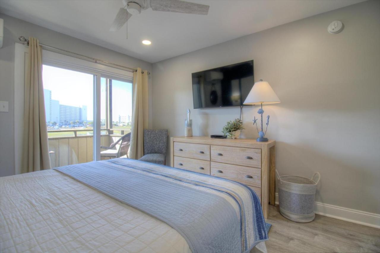 Mariner's Cove - A 202