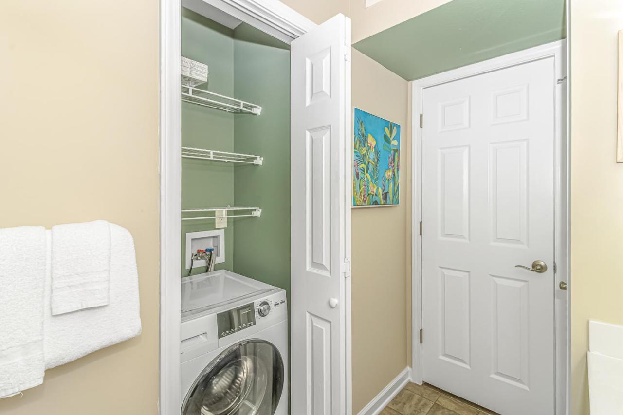 Beautifully Renovated- Ground Floor Sleeps 4! 1 Bed, 1 Bath - River Oaks Golf Unit 7-b * Myrtle Beach