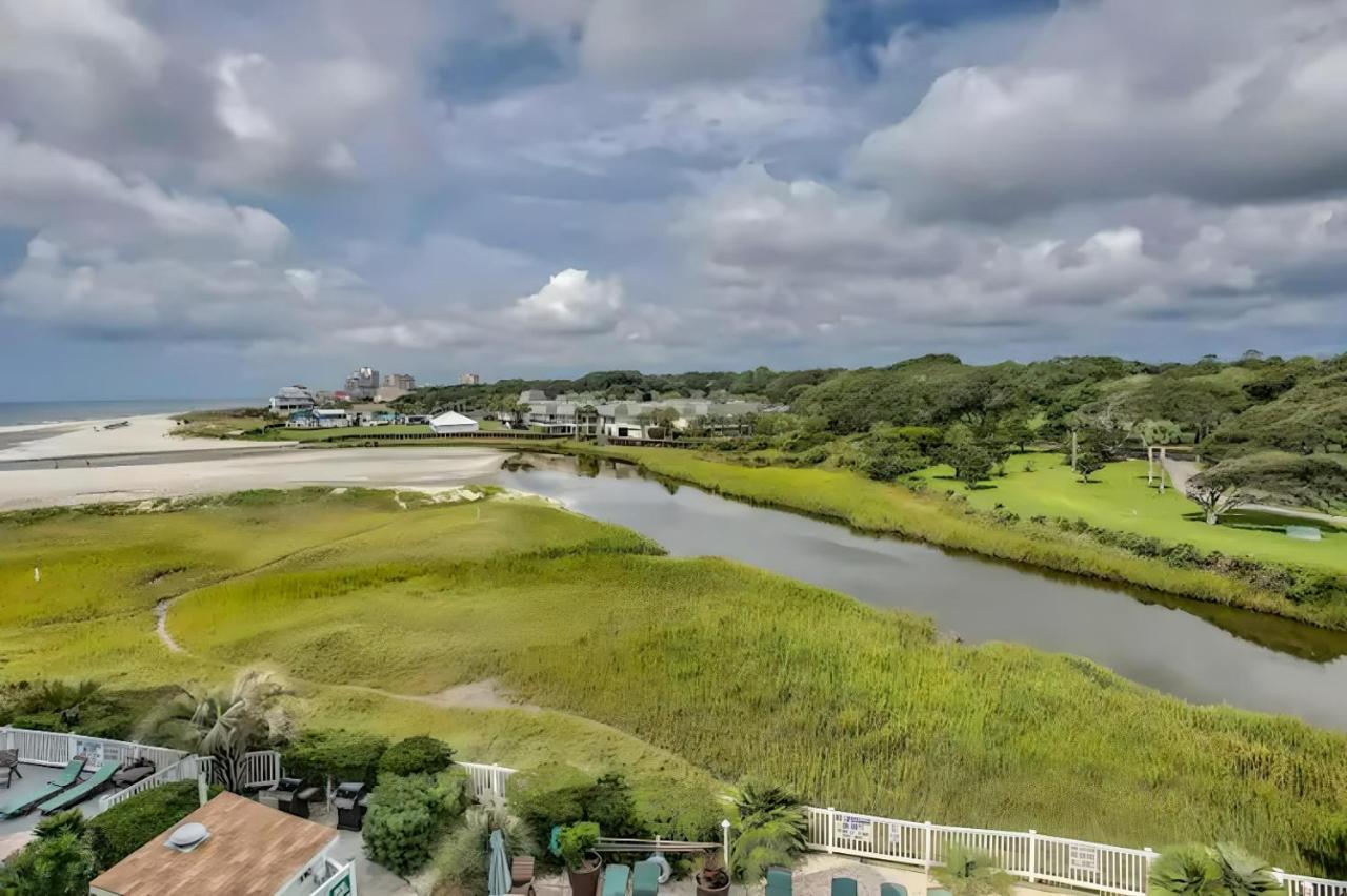 Apartment Sands Club 406, W/ Balcony + Access! Myrtle Beach