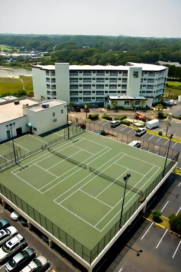 Apartment Sands Club 406, W/ Balcony + Access! *
