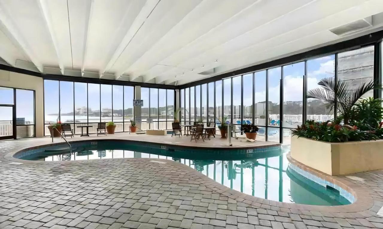 Sands Club 406, W/ Balcony + Access!
