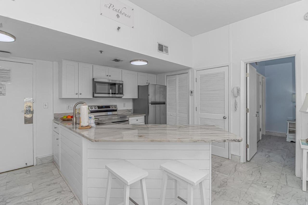 Holiday home Upscale Penthouse With Incredible Views! Beautifully Renovated - Palace 2308