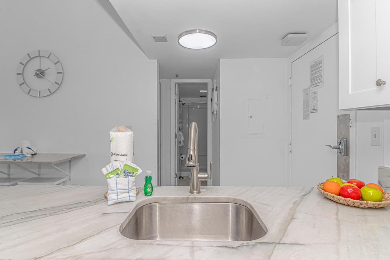 Upscale Penthouse With Incredible Views! Beautifully Renovated - Palace 2308 Myrtle Beach