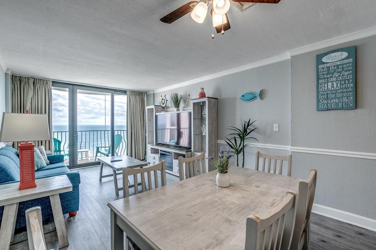 Palms 1704 Holiday home