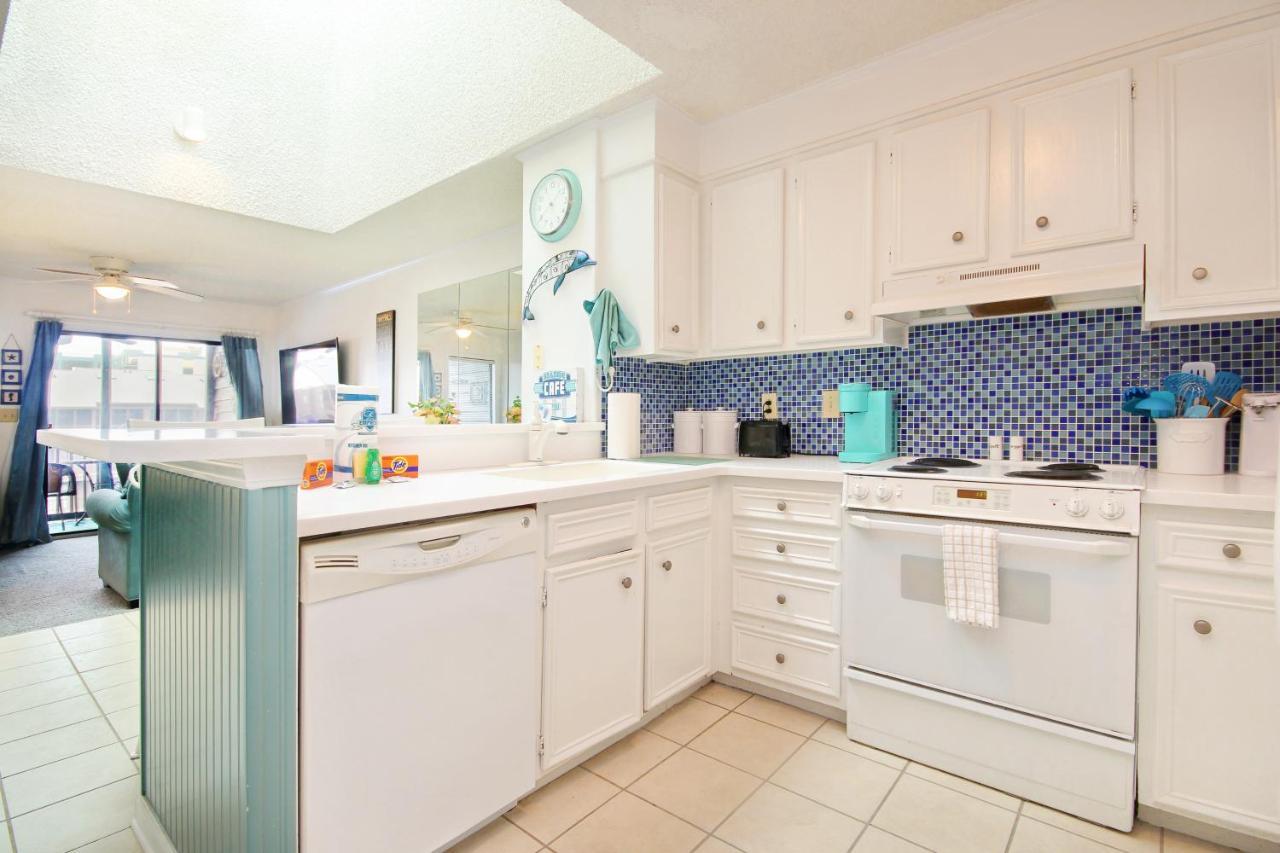 Tilghman & Racquet 367 Apartment *