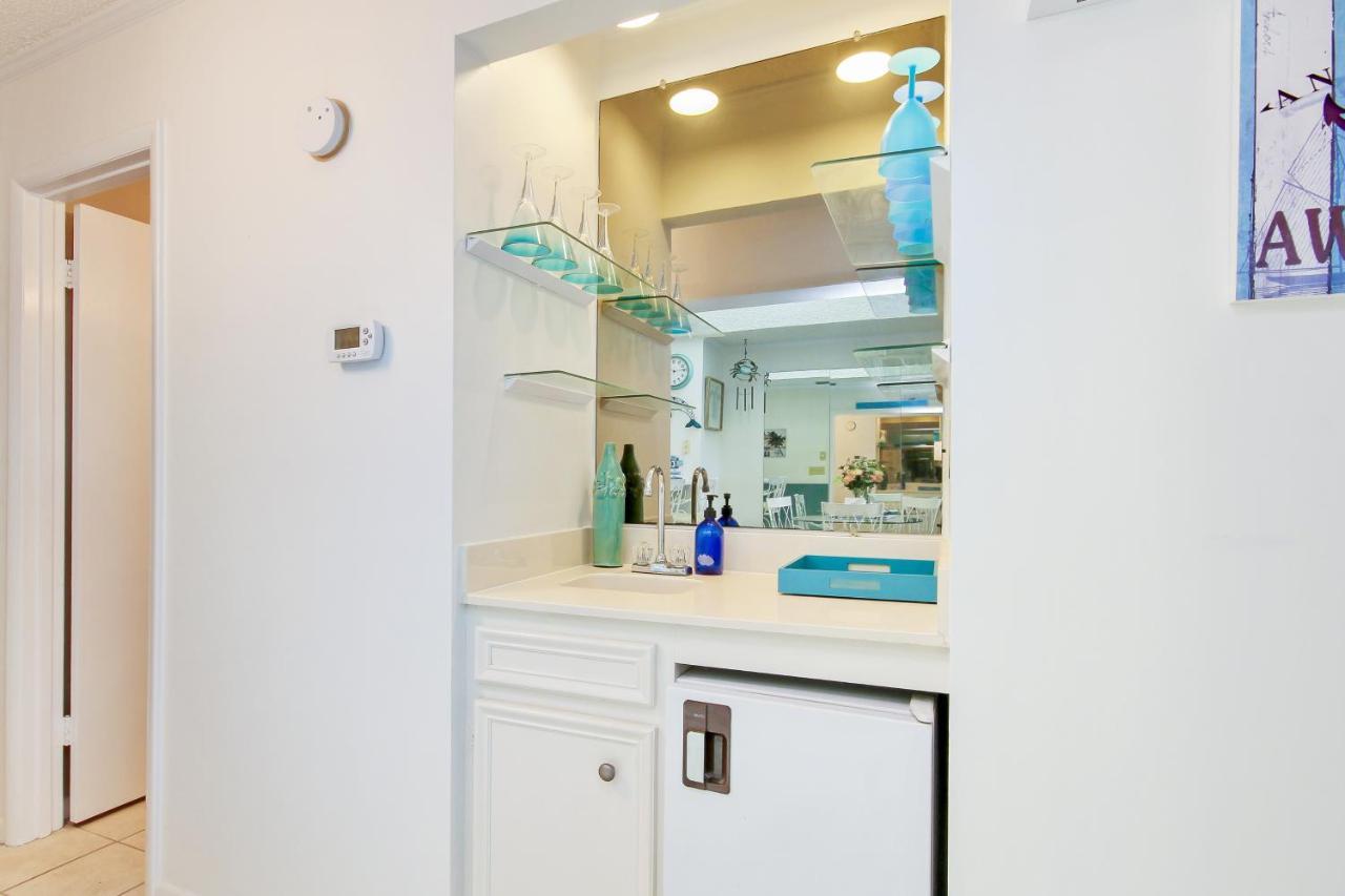 Apartment Tilghman & Racquet 367 *