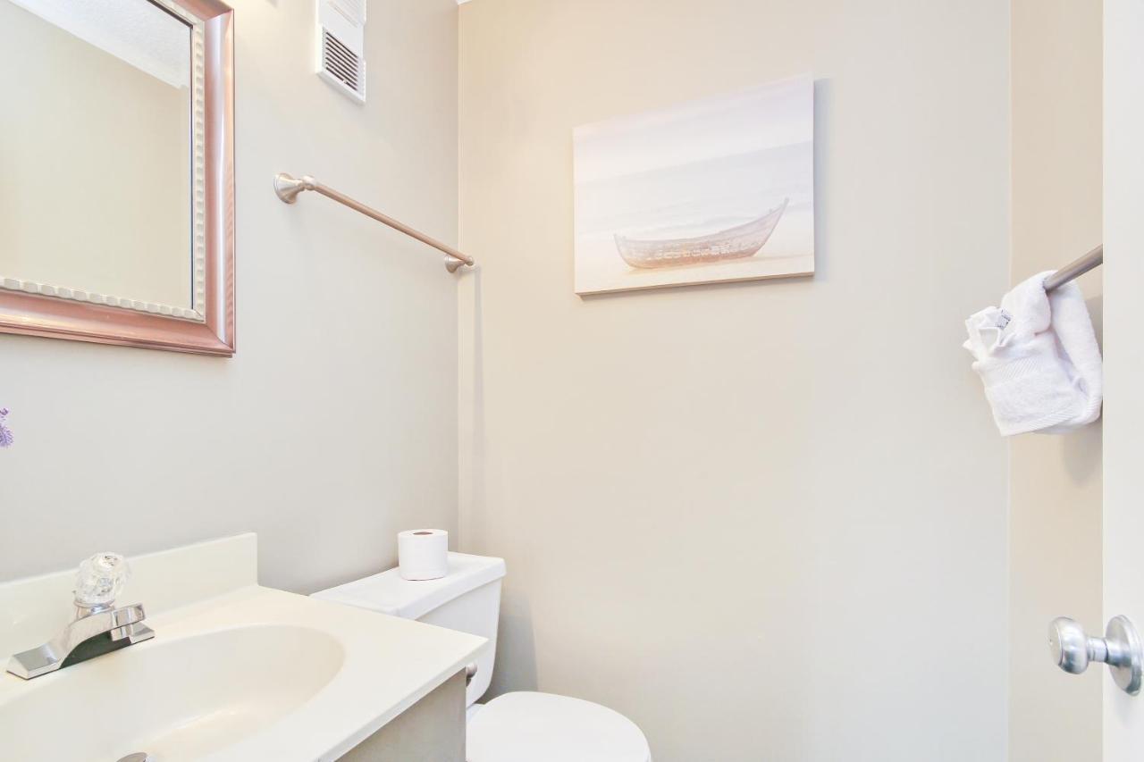 Apartment Tilghman & Racquet 367 *