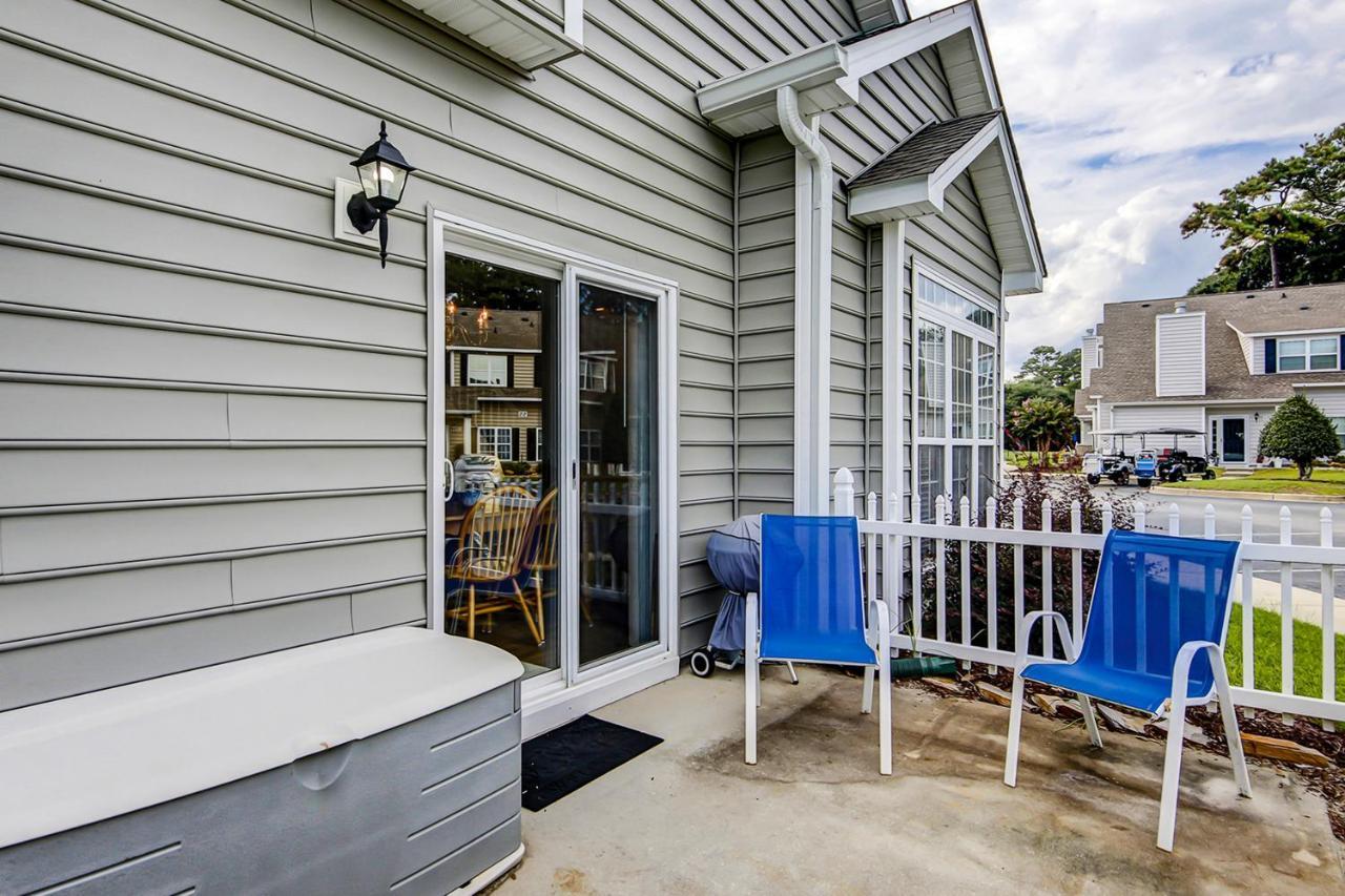 Fun And Sun At Fairway Oaks Apartment