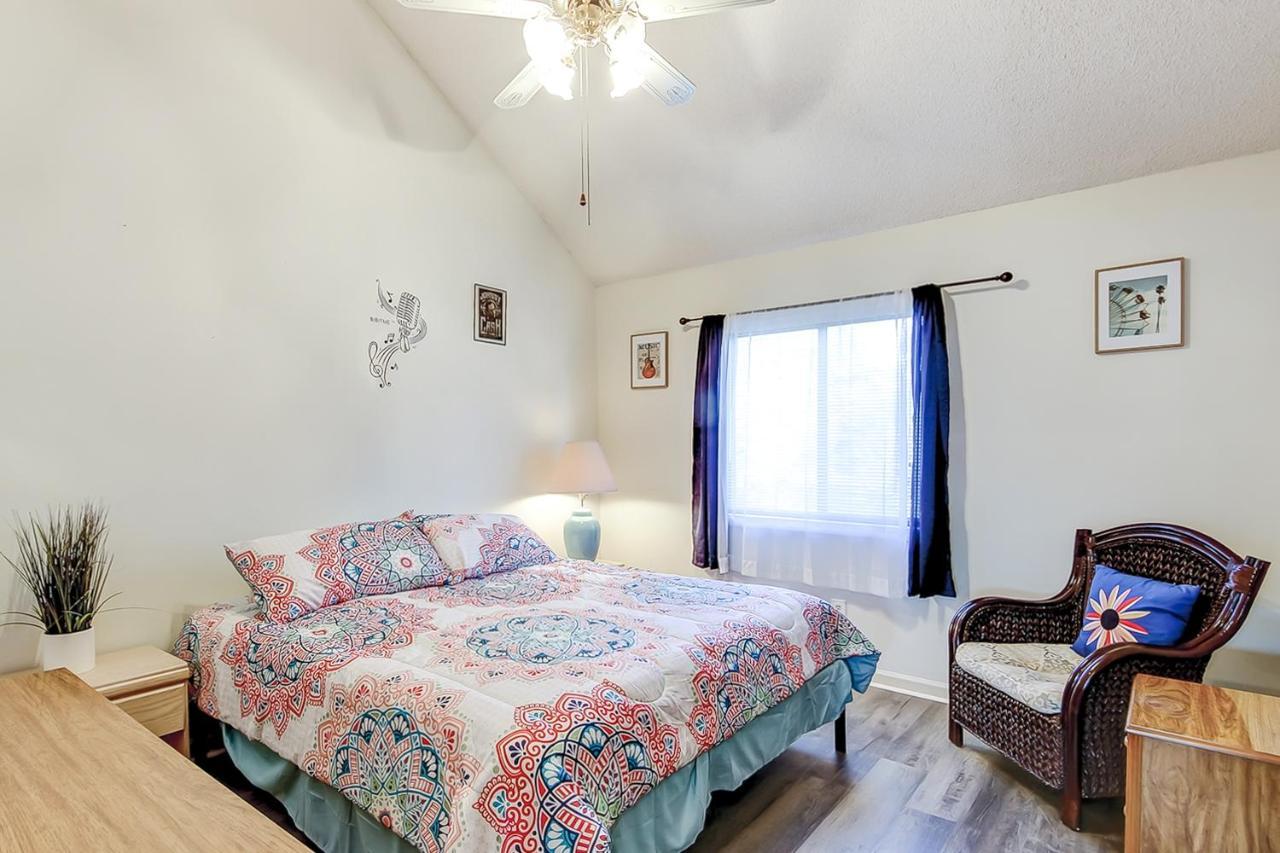 Fairway Village - B6 Apartment *