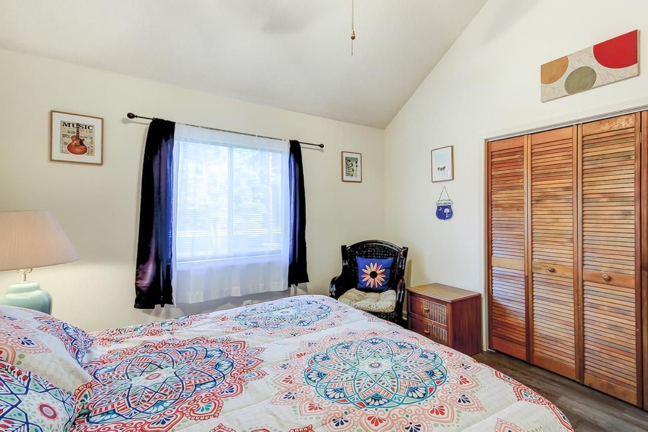 Apartment Fairway Village - B6