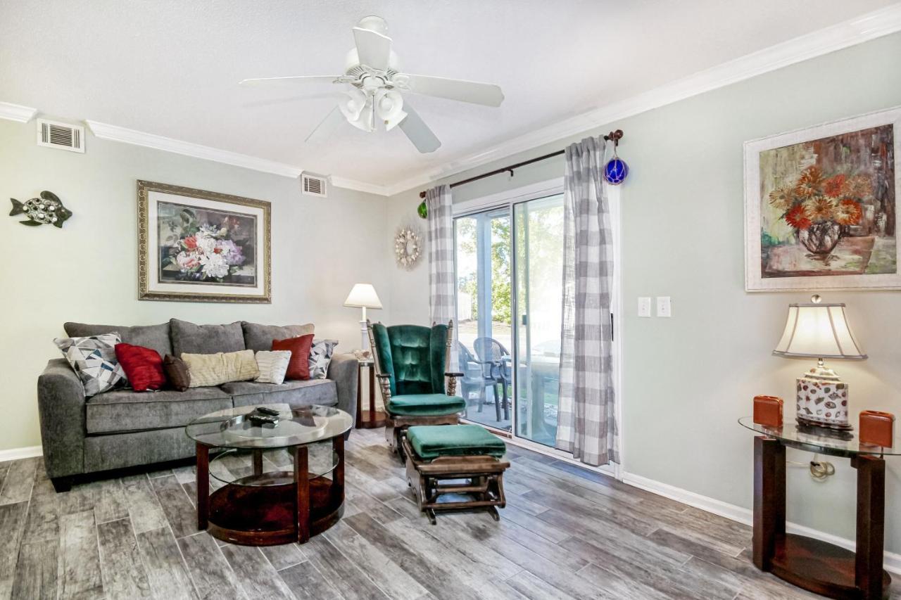 Retreat At Glenns Bay F202 Myrtle Beach