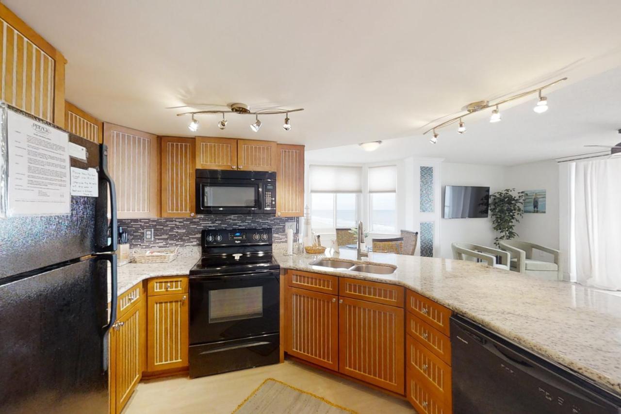 The Pinnacle 601 Apartment *
