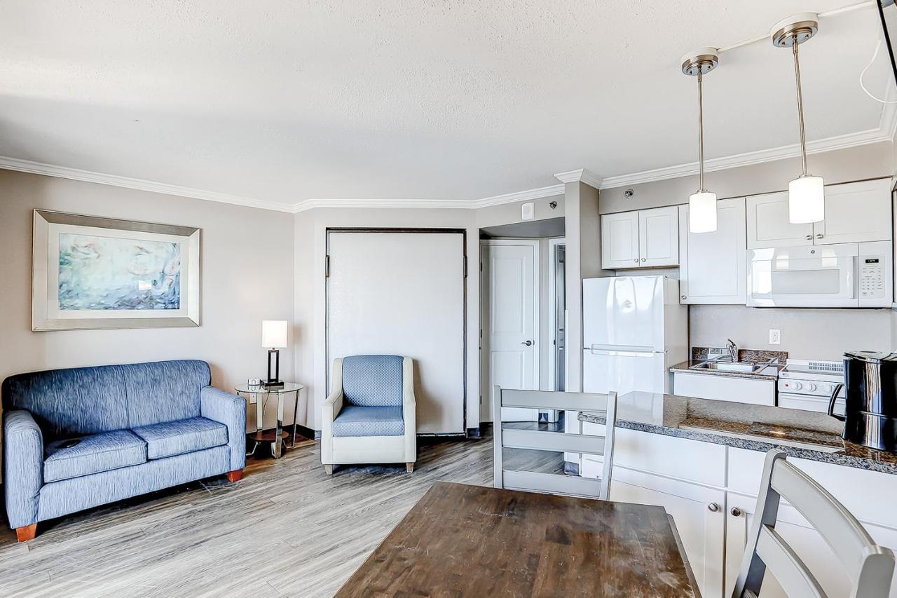 Apartment Caravelle Unit 1502 *