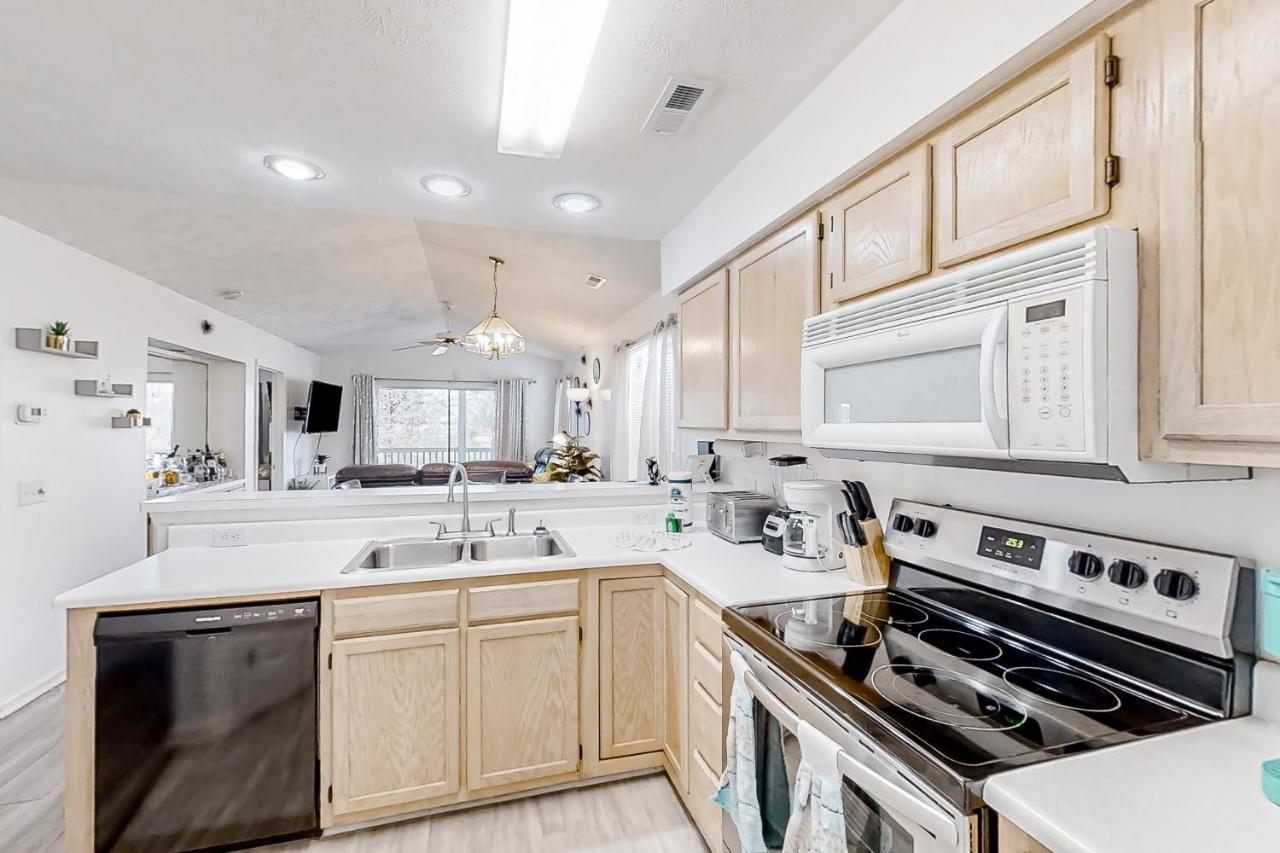 White River 31-i Apartment *