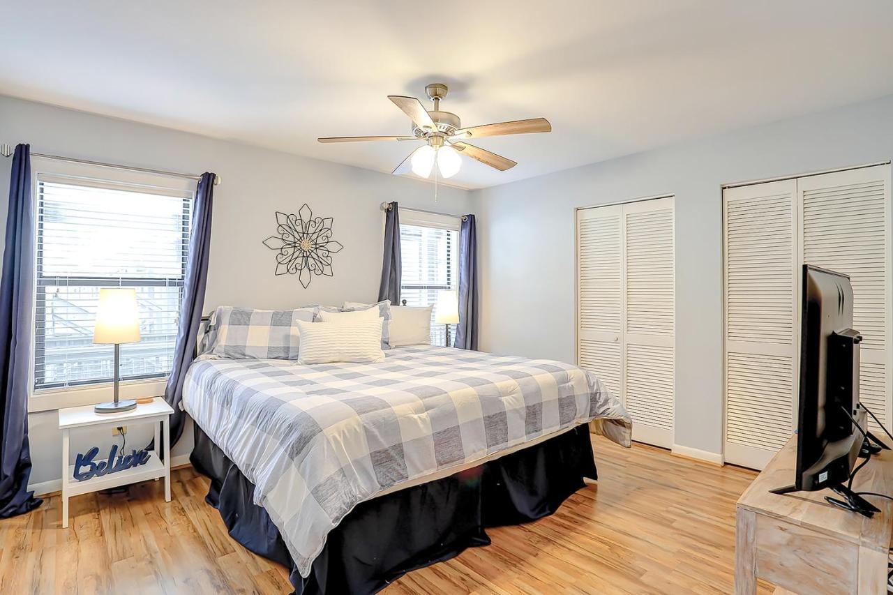 Dunes Pointe B-11 *
