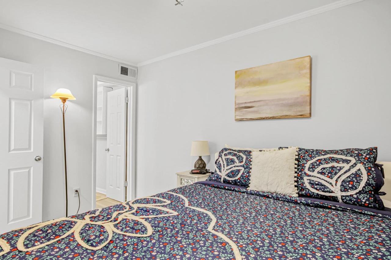 Seascape 109 Apartment
