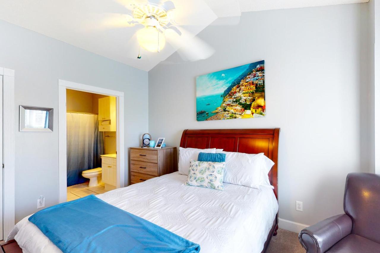 Anchors Away #304 Apartment