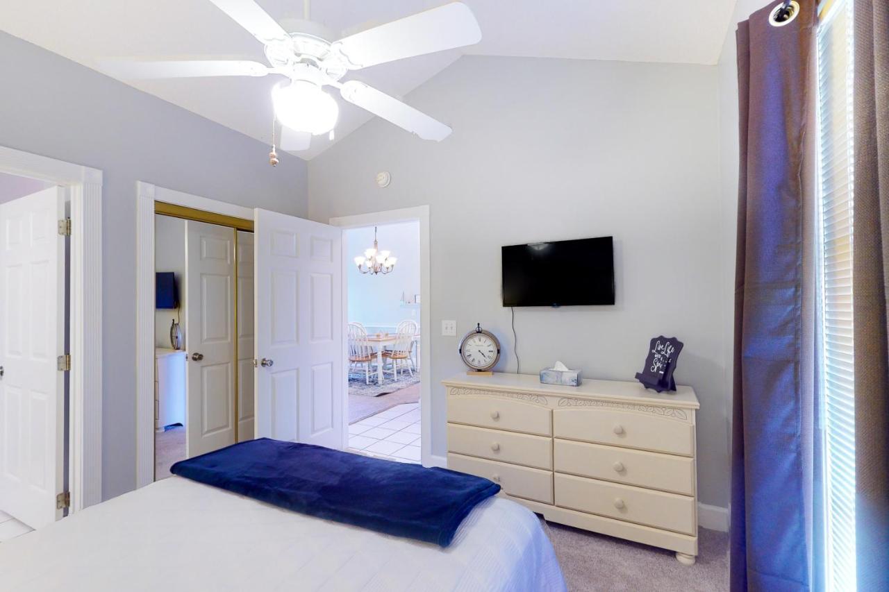 Anchors Away #304 Apartment *