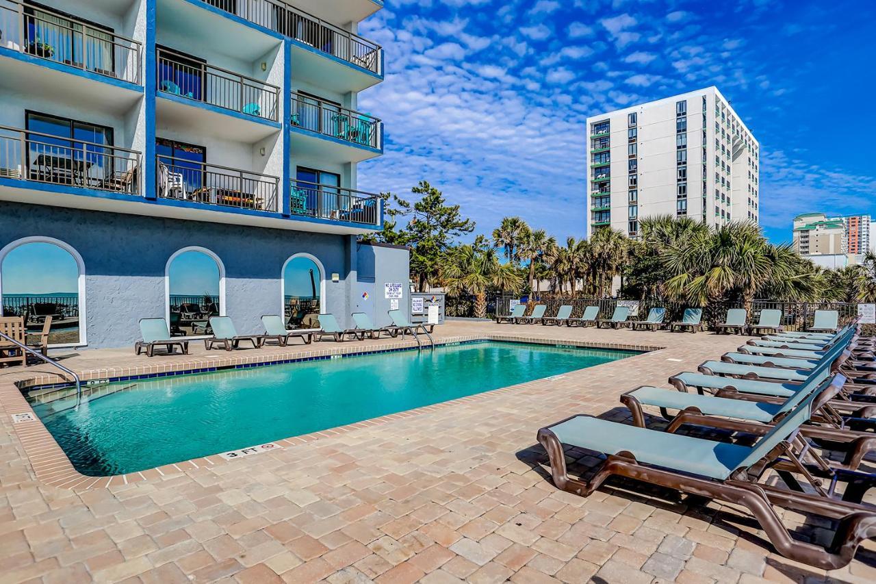 Bluewater 1108 Apartment