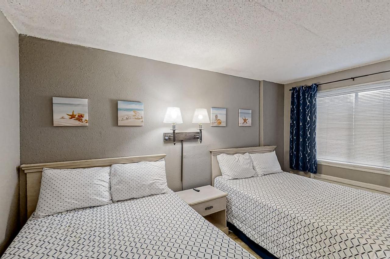 Bluewater 1108 Apartment