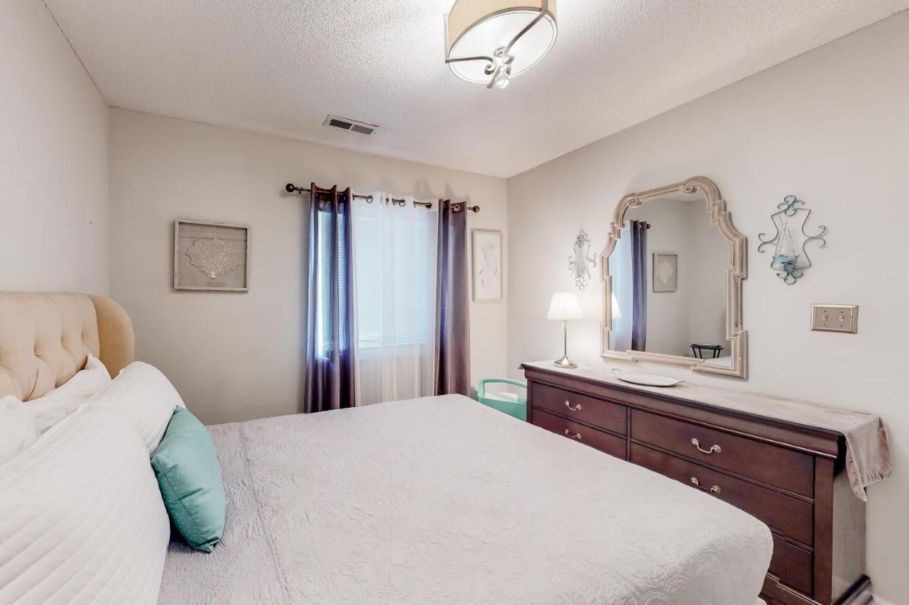 Apartment Opal Ocean At Waterway Landing 205h