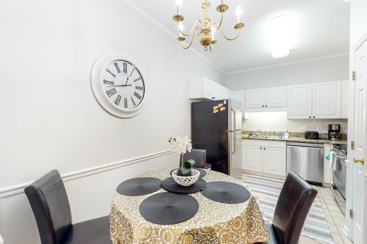 Savannah Shores 7 Apartment *