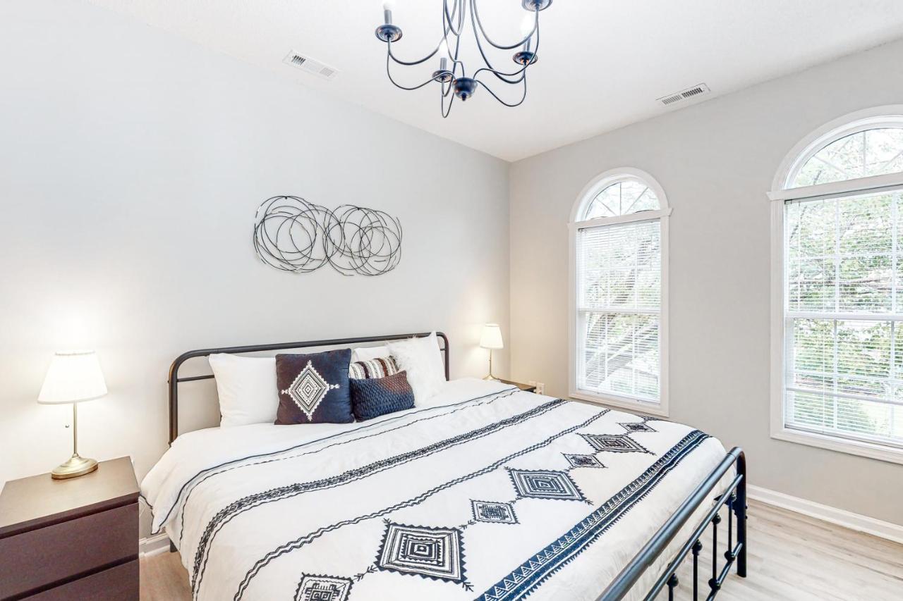 Savannah Shores 7 Apartment *