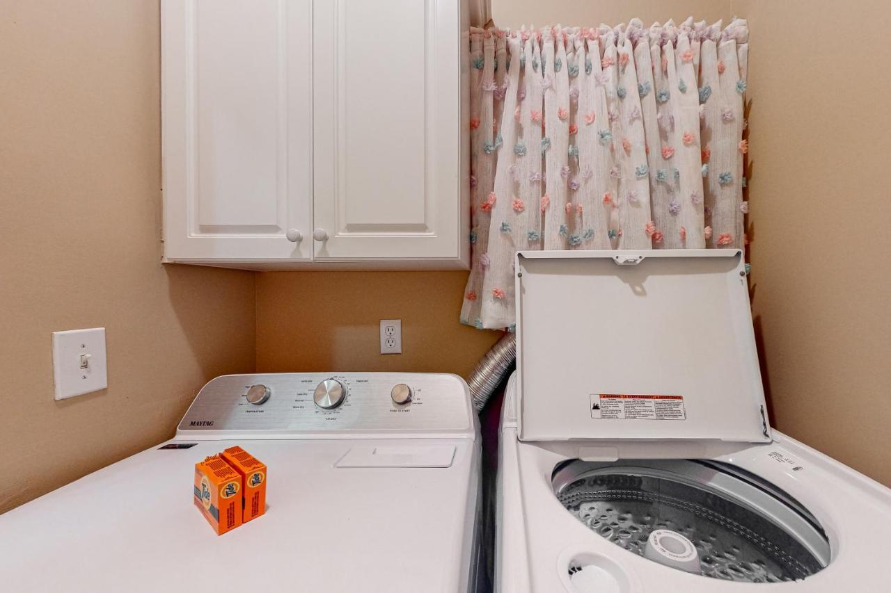 Apartment Tupelo Bay, Unit 1514 *