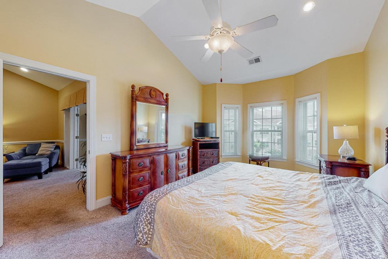 Tupelo Bay, Unit 1514 *