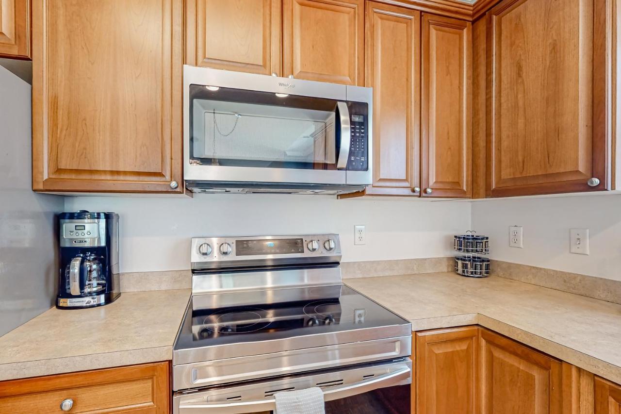 Luster Leaf Apartment Myrtle Beach