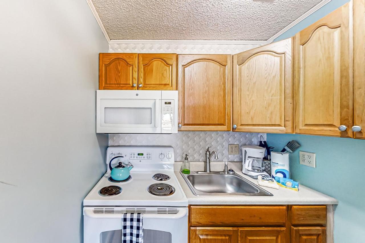 Inlet Point 10-e Apartment