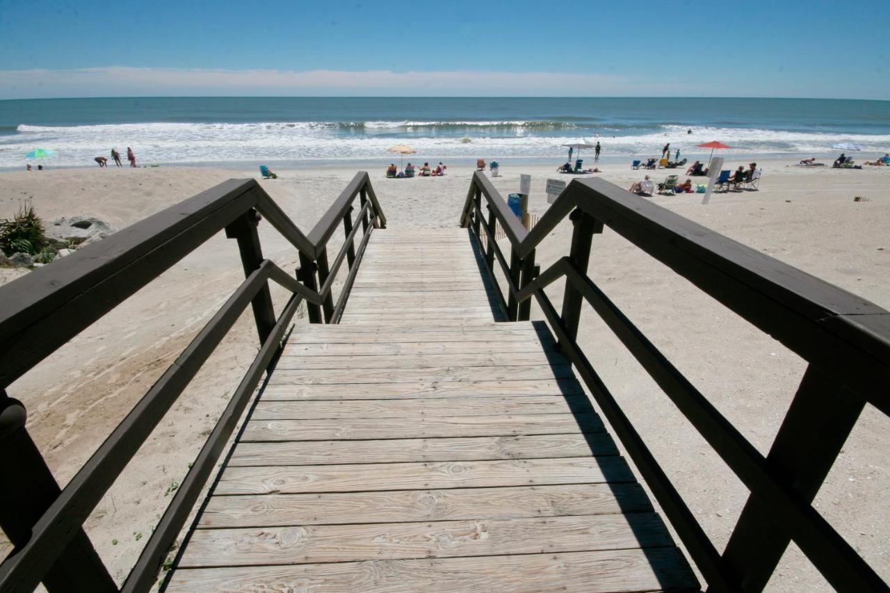 On The Beach 2 Bed 2 Bath 3rd Floor Holiday home