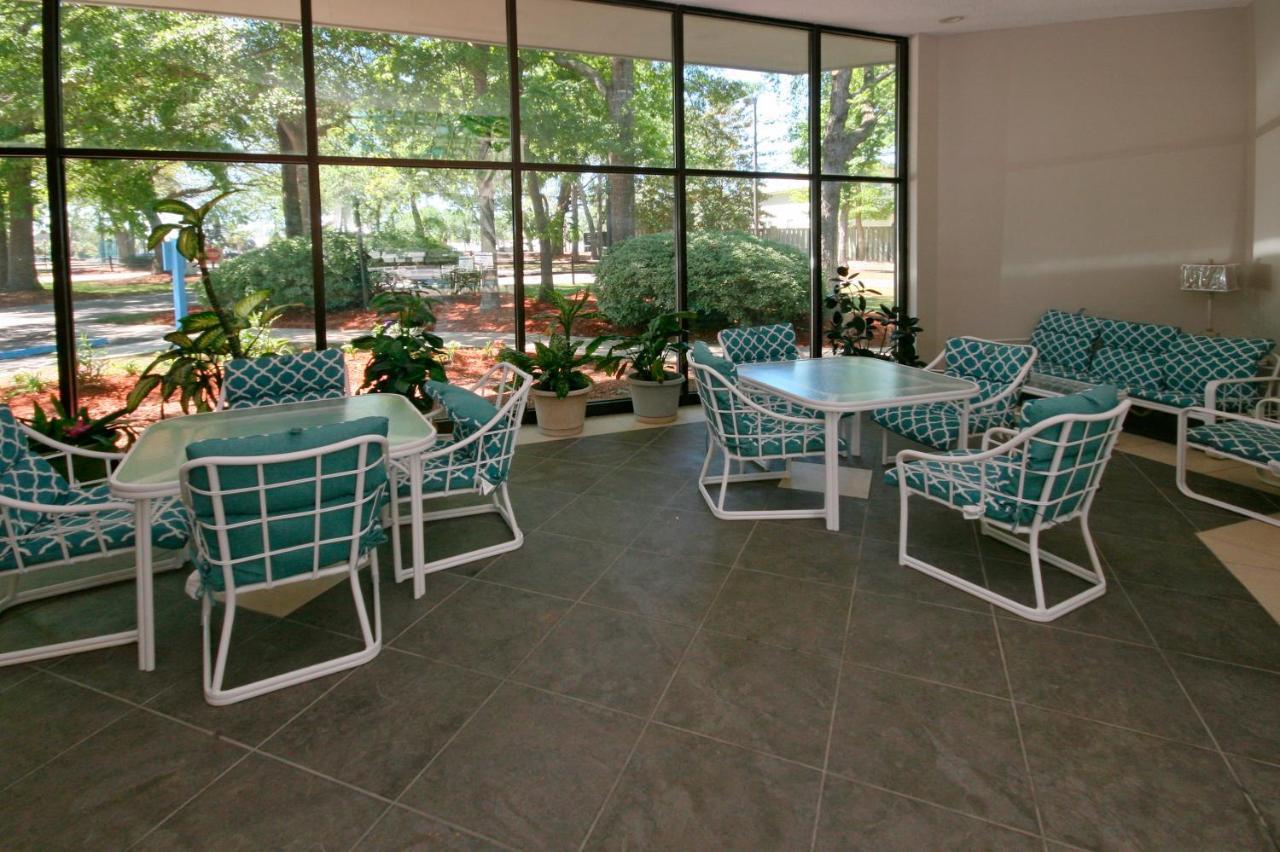 Holiday home On The Beach 2 Bed 2 Bath 3rd Floor *