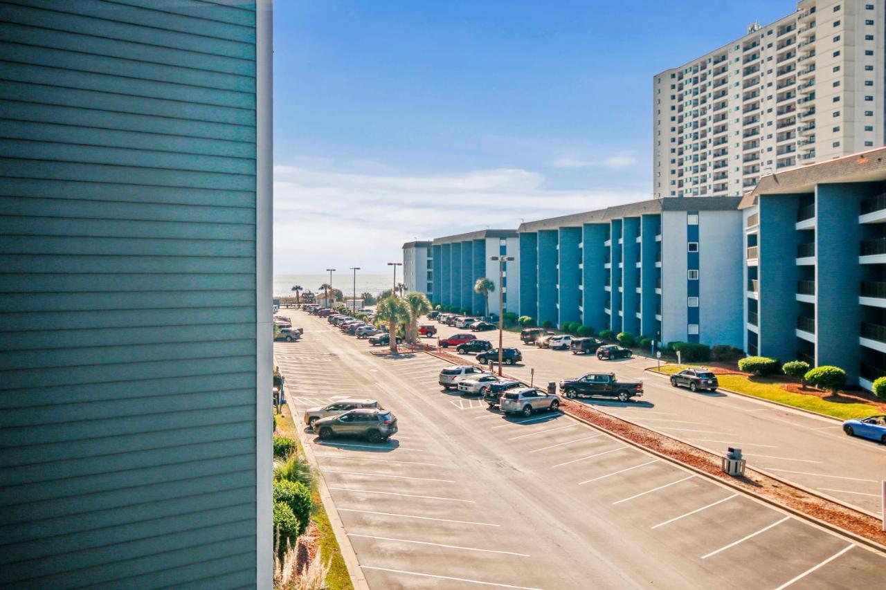 On The Beach 2 Bed 2 Bath 3rd Floor Holiday home *