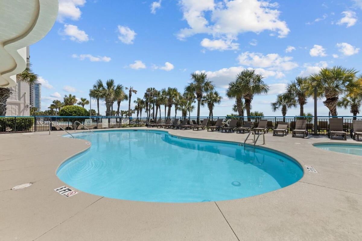 Downtown Oceanfront, Sleeps 4 * Myrtle Beach