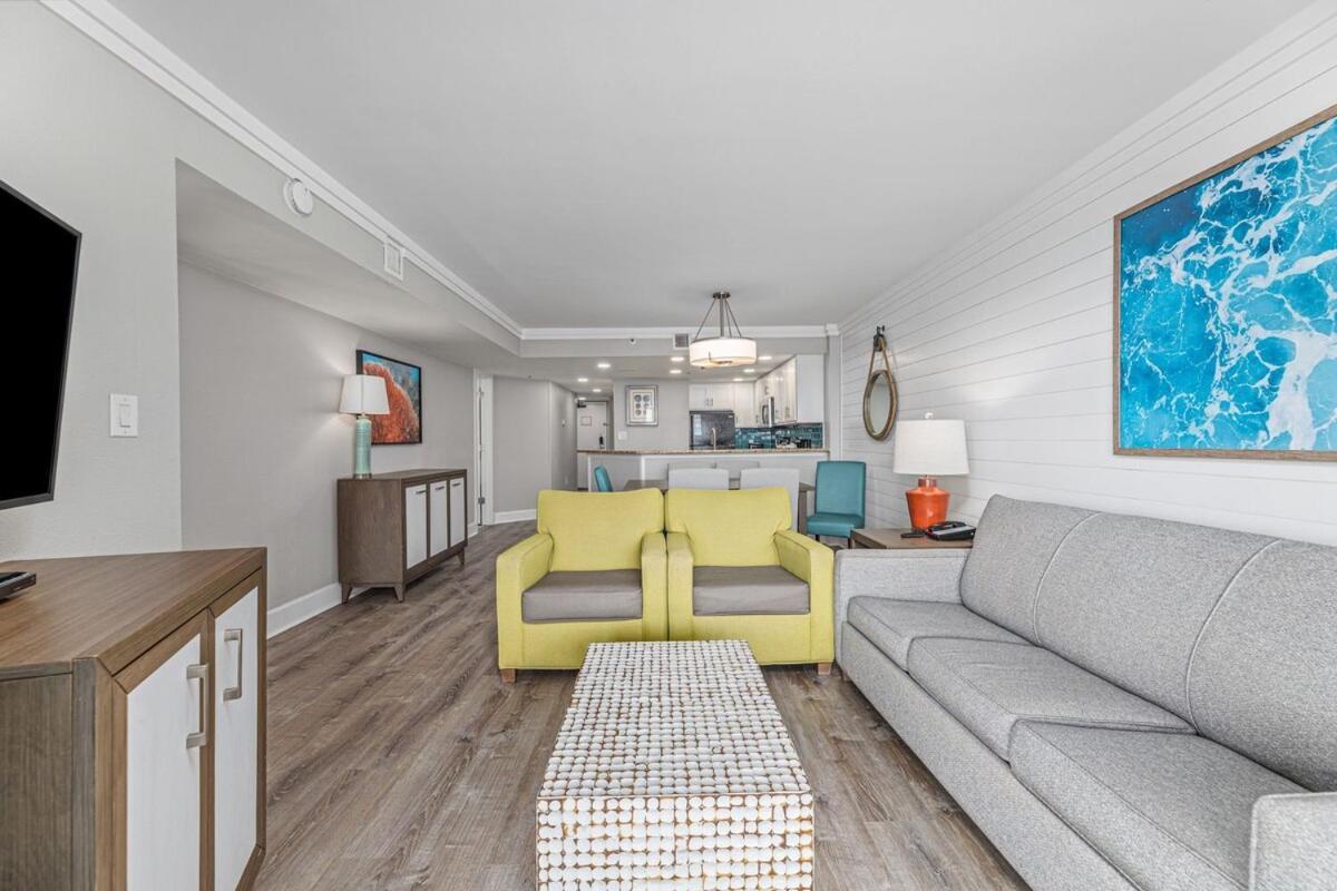 Grande Cayman, 3br Oceanfront *