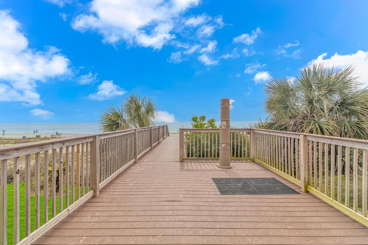 Pristine Oceanfront Oasis With Breathtaking Views- Camelot 1614 Holiday home Myrtle Beach