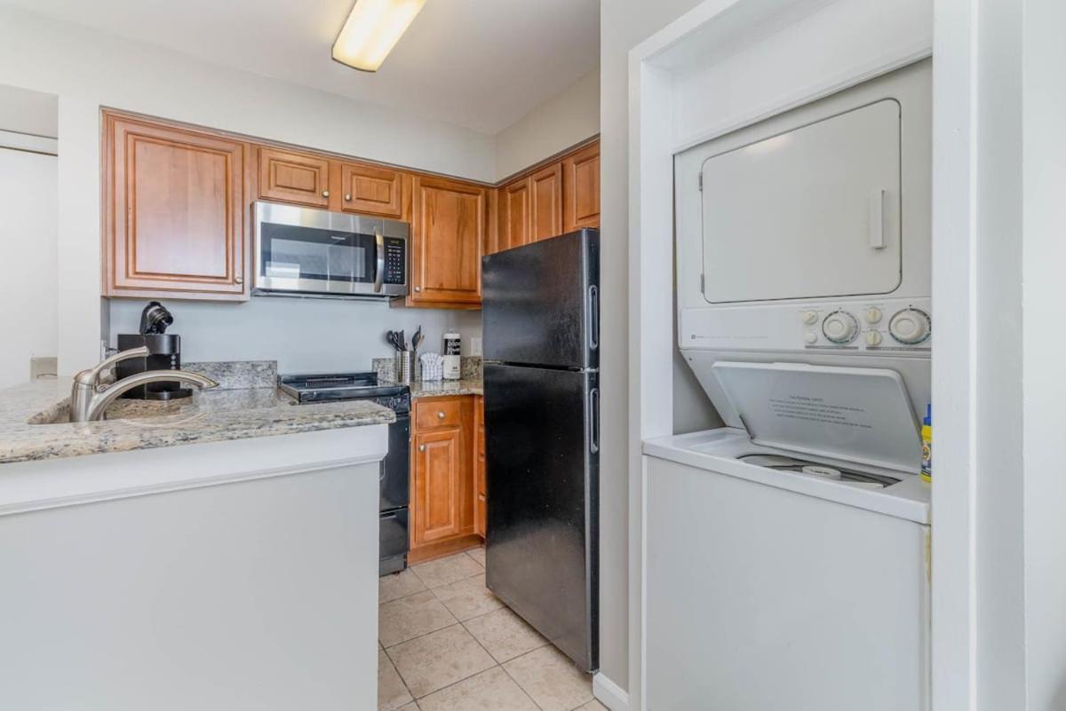 The Strand, 1br Oceanfront, 4ppl * Myrtle Beach