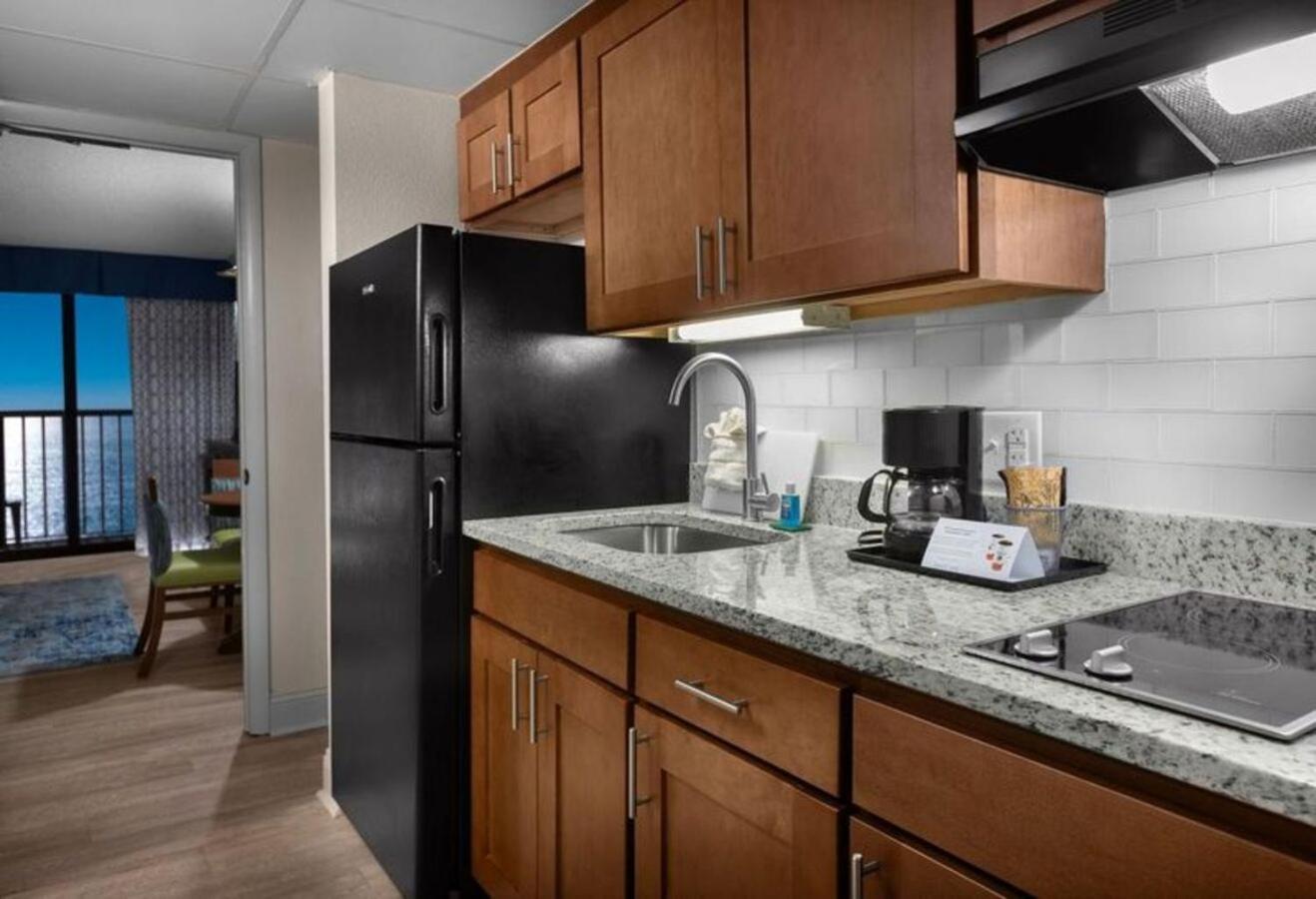 Sea Crest Oceanfront 3*