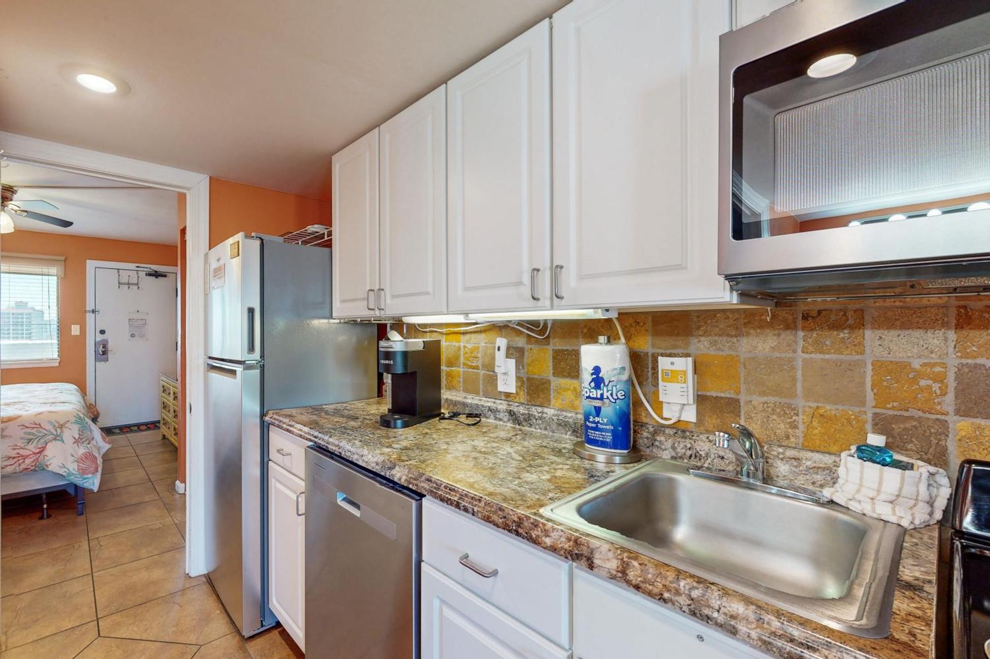 Ocean Breezes Apartment