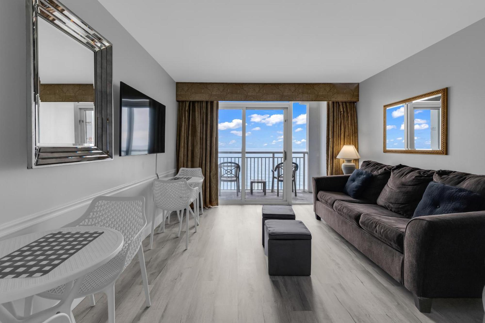 Oceanfront 1 Bedroom Dream At Camelot Myrtle Beach