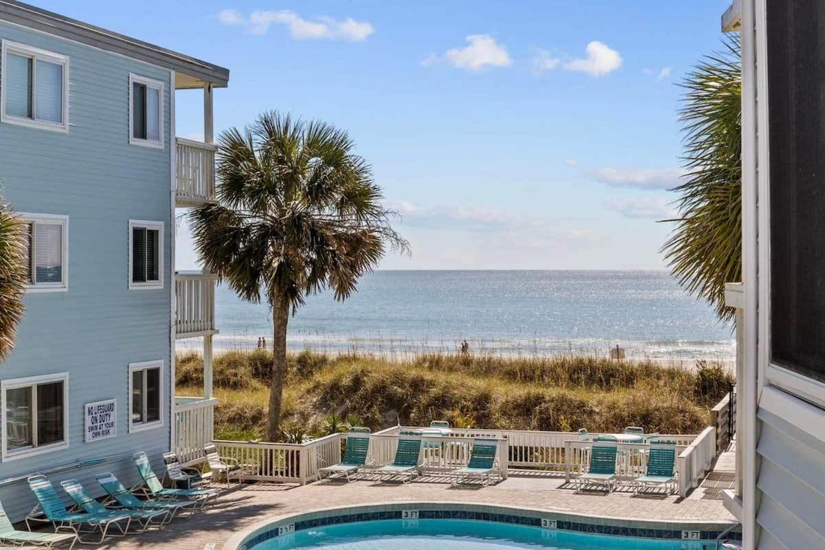 Beachfront Ocean View W Pool & Comfy Beds Holiday home *
