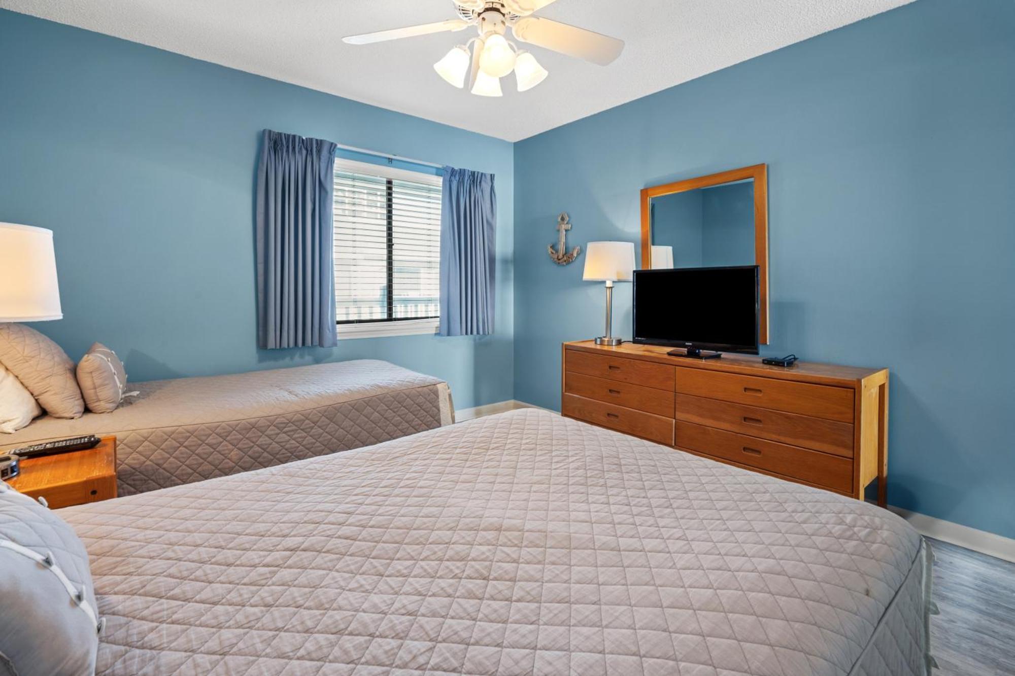Sea Cloisters 305d Holiday home